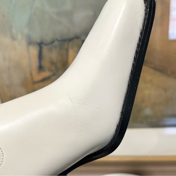 🌸VINCE CAMUTO 🌸 Sangeti Extra Wide Calf Boot Off White Size: 11W - Picture 11 of 16